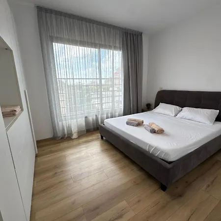 וילה Luxury 3 Bedroom With Pool פאפוס