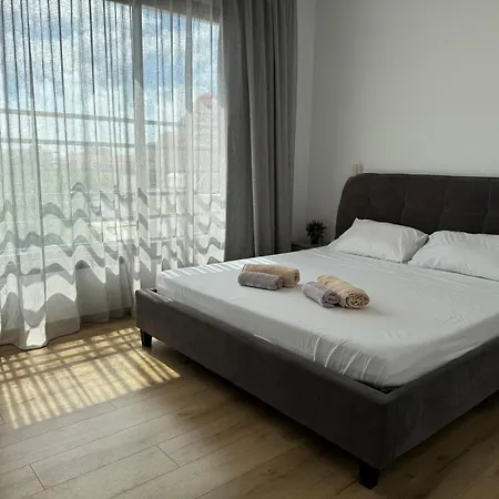 וילה Luxury 3 Bedroom With Pool פאפוס