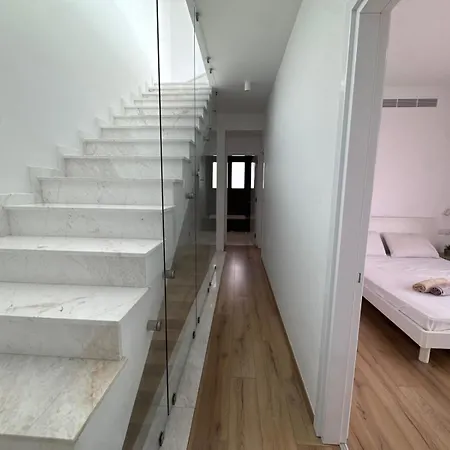 Vila Luxury 3 Bedroom With Pool